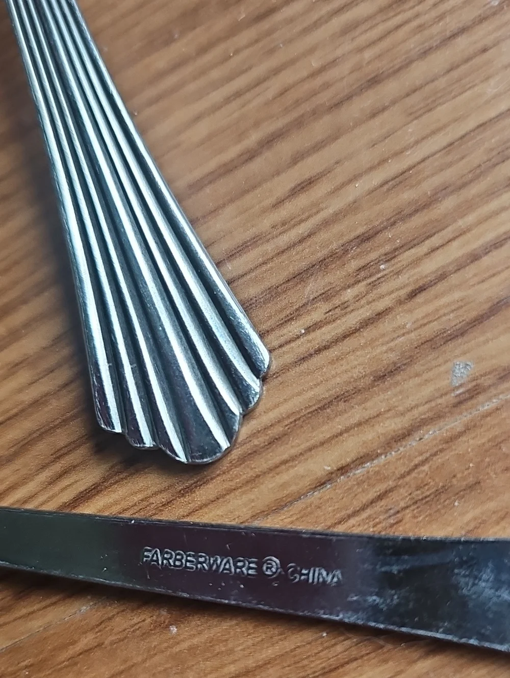 Farberware Flatware Heron Pattern Stainless Steel Silverware Bundle 27 Pieces